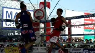 WBC Female Straw Wt. Silver Belt Title Match : Nongmuay VS Kanittha on 12/05/2011 (R2)