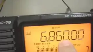 Radio HF IC78 ICOM  muito novo e um dos melhores