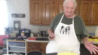 Papaws Dressing and Giblet Gravy