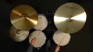 Istanbul Agop Traditional Dark Ride Cymbal 22