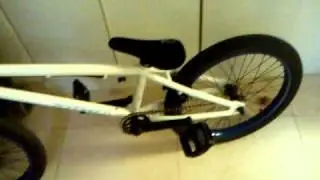 Zion Lega bmx bike