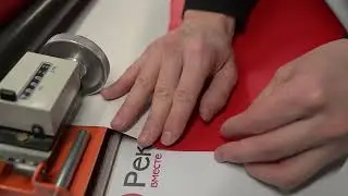 Oracal 641M 031 самоклеящаяся пленка цвет красный матовый