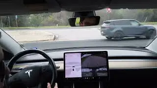 Tesla FSD Beta 11.4.9 Cannot Use Medians