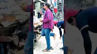 Pakistani funny prank on road😂#epicfails #funnyfails #comadyreels #funnyskits #qsnvlog