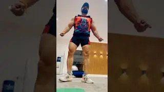 #trending #viralvideo #single #legs #squat #fitness #workout #viralshorts #trendingshorts
