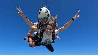 AM SARIT CU PARASUTA IN DUBAI DE LA 4000M - SKYDIVE DUBAI