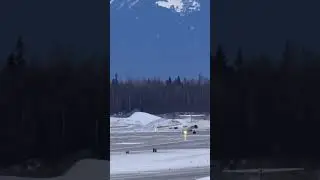 Everts Air Cargo MD-83(SF) Taking off Runway 33 Anchorage-Nome