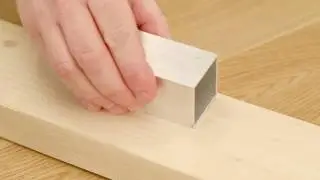 Repareren scheur/barst in hout met Knottec noestenvuller/houtreparatie hotmelt lijm
