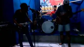 Cover cold revenge (fakta dunia)