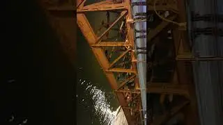 25/10/2023 ship crash in chalkida old bridge greece
