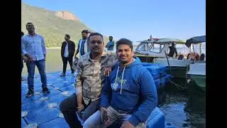 My friend ship vuji 