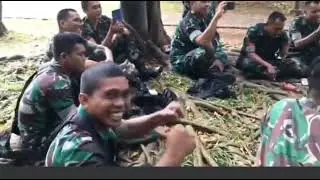 trio gokil#beraksi lagi#menghibur tni#✓✓goyanganya mantul
