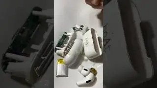 What&rsquo;s inside a Fake Boat airbuds