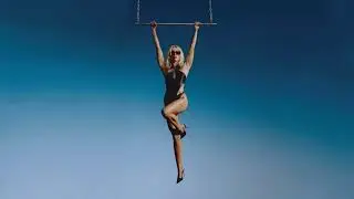 Miley Cyrus - Handstand (Instrumental)