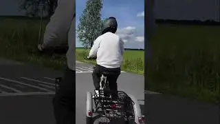 MOONCOOL Electric Trike: Fun, Chill Ride! (But Watch Those Corners!)