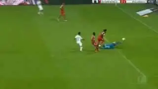 Dante own goal Bayern Munich 2-1 B.M&ouml;nchengladbach 9/8/2013