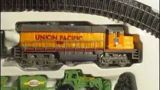 Video for Children Toy Trains Yellow Union Pacific Farm Train for Kiddies Videos