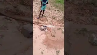 Forage d'eau à Mboro