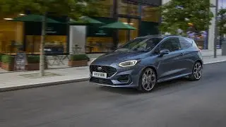 Ford Fiesta Van (2022) Exterior Interior Driving