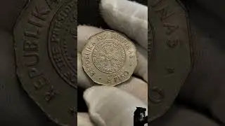 World Coin: Commemorative 2 Piso Coin from Philippines