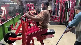 Back Muscle Building Machine #bodybuilder 