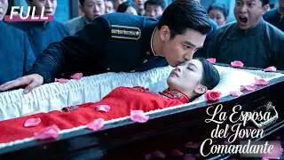 La chica renace y despierta dentro de un ataúd; al ver a su guapo esposo, decide conquistarlo.