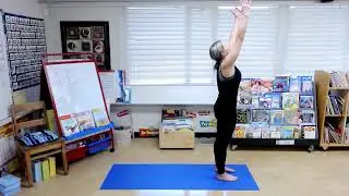20 Minute Lunch Time Yoga - In the Classroom (Take 5)