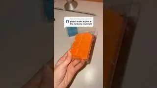Glow in the dark jelly wax melt?! Should we launch these?? Shop jelly at illuminatedbymia.com