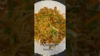 Restaurant Style Chicken Noodles 🍝🤤 #youtubeshorts #trendingonshorts #foodlover