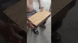 T-lap cajon