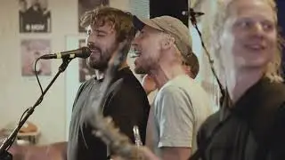 Pardon Service — Livesessie (Live Backstage by Concertzaak, Maanrock)