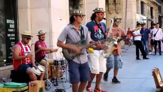 La Rambla, Barcelona - Common street music