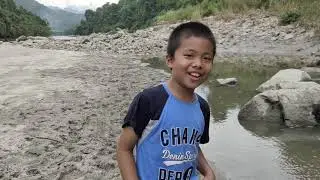 Traditional fishing techniques by using natural herbs as poison.