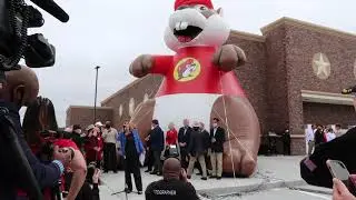 Grand Opening of Buc-ee's in Daytona Beach Florida 2021!