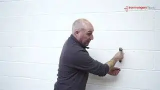 How to install a Shelf Bracket