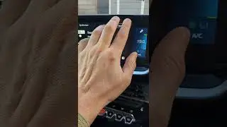 Peugeot infotainment system crash #technology #car #fail #techfails