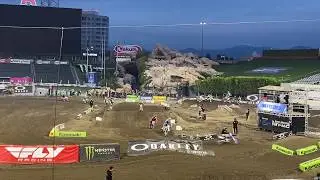 2020 Supercross Futures | Anaheim 2 | 30+ Main Event (Raw)
