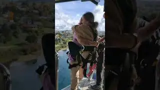 Girlfriend-Boyfriend Doing Bungee Jumping Together ❤ #shorts