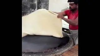 Unbelievable Rumali Roti Skills in Karachi | Street Food Pakistan | How To Make Rumali Roti