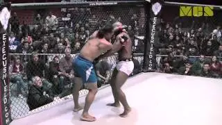 Ricky Jackson vs. Roberto Akuma