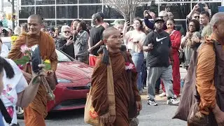 Walk for peace ☮️ in Charlotte NC 🙏🏽🙏🏽🙏🏽💐 #simplelifewithpengthong 
