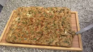394- الفوكاشا بالزعتر الاخضر  والجبنه