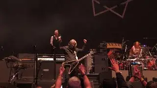 Tool Maynard James Keenan sings Happy Birthday to Adam Jones Live 01-13-2024 MSG NYC 4K