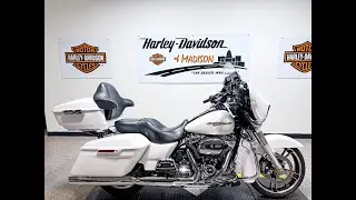 2017 FLHX Street Glide Crushed Ice Pearl 614948D