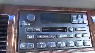 Моя новая машина: Lincoln Town Car Signature Series 1999 года выпуска.