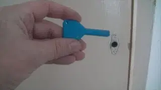 Meter Cupboard Square Key