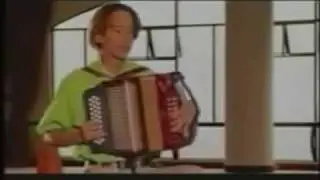 Sexto Sentido  -  No Te Vayas (V&iacute;deo Oficial)