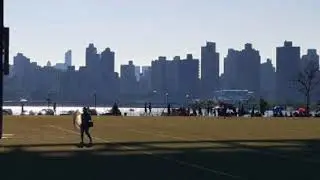 A walk in the park   Randall's Island, New York, september 2017