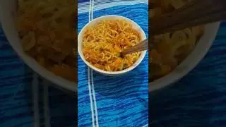 Veggie Maggie #MaggieNoodles #QuickSnack #2MinNoodles #MaggieLove #YummyMaggie #SoulfulCooking