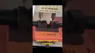 c&oacute;mo copiar una llave de puntos #cerrajero #shortvideo #viralshorts